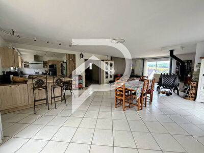 Maison Sainte Geneviève 7 pièce(s) 180 m2