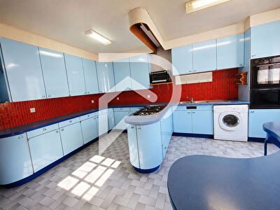 Appartement Meru 3 pièce(s) 120 m2
