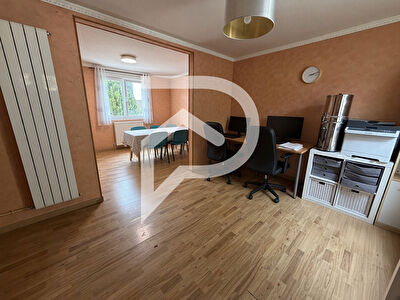 Maison Meru 4 pièce(s) 73 m2