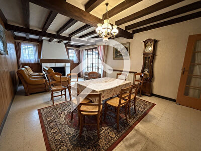 Maison Meru 8 pièce(s) 170 m2