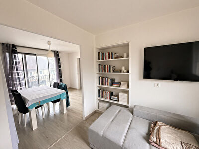 Maison Meru 4 pièce(s) 80 m2