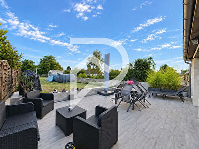 Maison Noyers Saint Martin 7 pièce(s) 100 m2