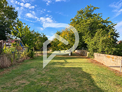 Maison Noyers Saint Martin 7 pièce(s) 100 m2