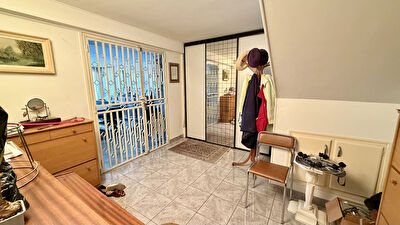 Maison Garges-lès-gonesse 9 pièce(s) 239 m2