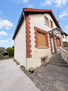 Maison 5 pièce(s) 85 m2 ARNOUVILLE