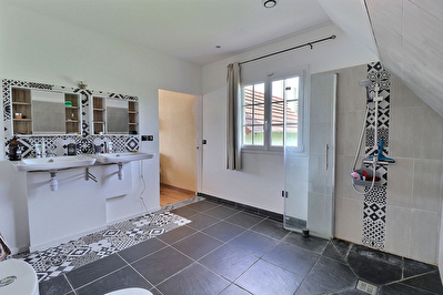 Maison 10 pièces 280 m2 RAMBOUILLET photo 8