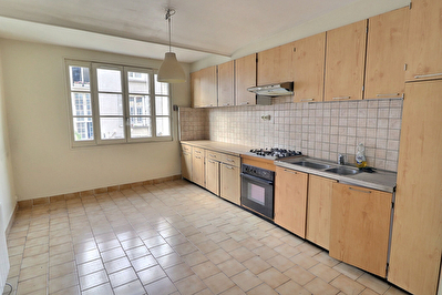 Appartement Rambouillet 4 pièce(s) 82 m2 RAMBOUILLET photo 4