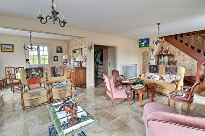 Maison Hermeray 6 pièce(s) 184 m2 HERMERAY photo 3