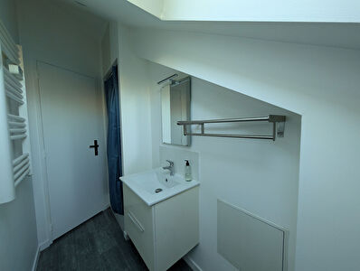 Studio meublé Coty charges inclus