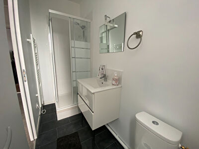 COUP DE COEUR - T2 de Charme avec Cachet Authentique