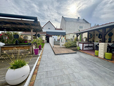 Maison 120m² , piscine et dépendance - secteur St Cécile