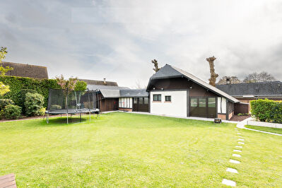 RARE A LA LOCATION - Magnifique maison familiale de 169 m² avec dépendance