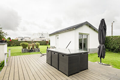 MAISON AVEC VIE DE PLAIN-PIED -  SOUS-SOL COMPLET - 97M2 -  DEPENDANCE - SAINT SAUVEUR D'EMALLEVILLE