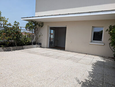 APPARTEMENT 4 PIÈCES DE 75 m² AVEC TERRASSE DE 48 m² BEZONS photo 3