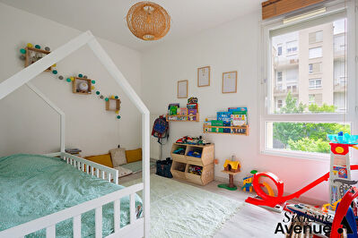 Appartement Colombes 5 pièce(s) 102 m2 COLOMBES photo 6