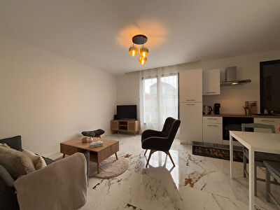 Immeuble 3 appartements récent Proche T2 COLOMBES photo 8