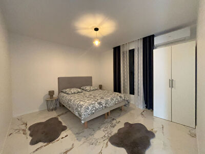 Immeuble 3 appartements récent Proche T2 COLOMBES photo 9
