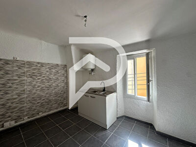 Appartement T3 rénové avec vue sur le port ? Port-Vendres