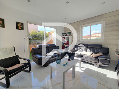 Latour Bas Elne -  Superbe villa avec piscine et garage