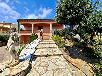 Bompas Villa de Type 7 de 196m2 habitables sur 635m2 de terrain