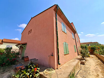 Bompas Villa de Type 7 de 196m2 habitables sur 635m2 de terrain