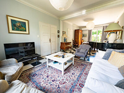 Perpignan LA LUNETTE Maison de ville de Type 6 avec jardin