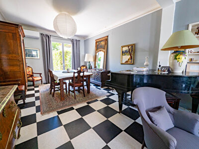 Perpignan LA LUNETTE Maison de ville de Type 6 avec jardin