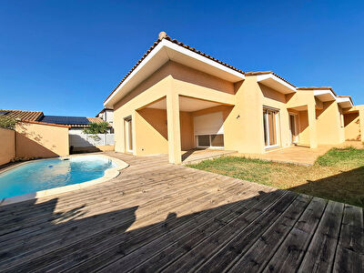 Perpignan SUD, Villa plain pied 3 faces de Type 5 avec piscine