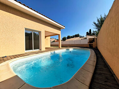 Perpignan SUD, Villa plain pied 3 faces de Type 5 avec piscine