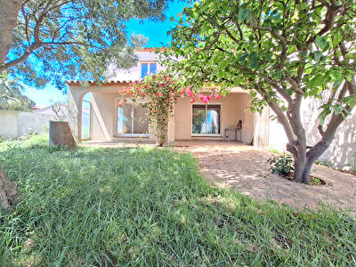 Canet Plage Villa 3 faces de Type 4 avec garage et jardin