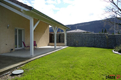 A LOUER - Maison Meublée avec garage - Gaillard