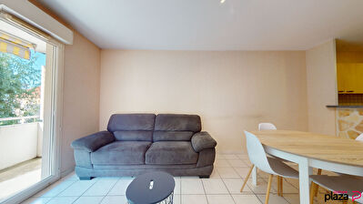 Location Appartement 2 pièces meublées + balcon + cave