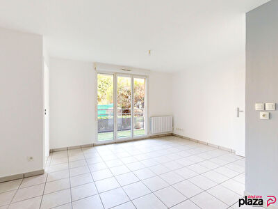 Appartement Ville La Grand  T2 bis + Parking
