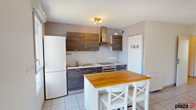 T3 meublé 62 m² + parking - Ville-la-Grand - Proche Gare