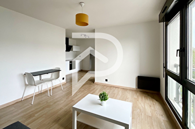 Appartement MEUBLÉ Bretigny Sur Orge 1 pièce, 28.48 m2 BRETIGNY SUR ORGE