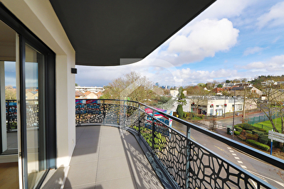 Appartement Rueil Malmaison 4 pièce(s) 85 m2