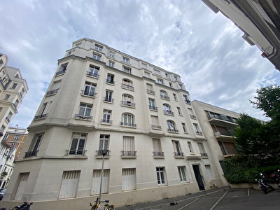 Appartement Courbevoie 1 pièce(s) 20 m2