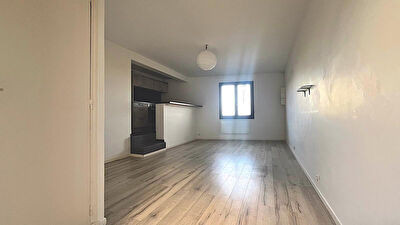 A louer Studio avec jardin privatif à Eragny-Sur-Oise