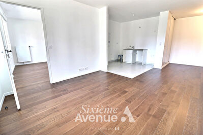 VIROFLAY - Appartement de 2 pièces de 47 m2 Viroflay photo 2