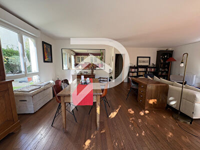 Maison Colombes 6 pièce(s) 146.81 m2