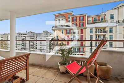 Appartement Courbevoie 2 pièce(s) 38.70 m2