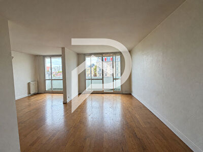 Appartement Mairie de Colombes 4 pièces 77.30 m2 COLOMBES photo 2