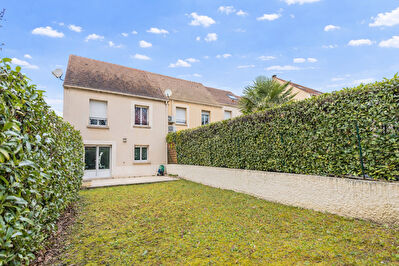 Maison à Gravigny