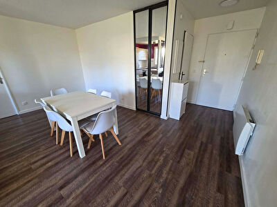 Appartement meublé Morangis 2 pièce(s) 51.53 m2