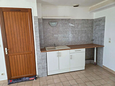 Appartement La Ville Du Bois 1 pièce 21.77 m2