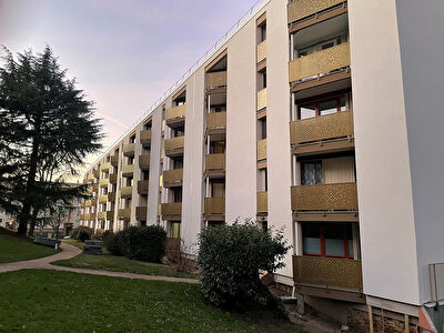 Les Coteaux