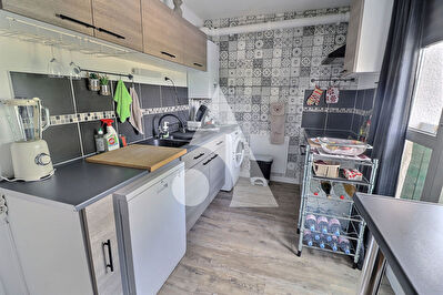 Maison Pontoise 4 pièce(s) 79.18 m2 PONTOISE photo 6