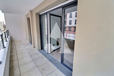 F2 meublé Quartier Bossut PONTOISE photo 4