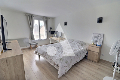 OSNY - Maison familiale avec jardin et suite parentale OSNY photo 6