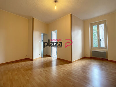 Appartement Corbeilles 2 pièce(s) 56 m2